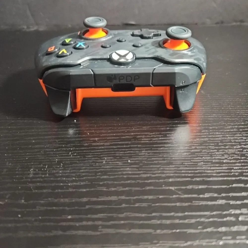 PDP Xbox Wired Game Controller Black Camo Ergonomic Headset Jack‎ Modern
